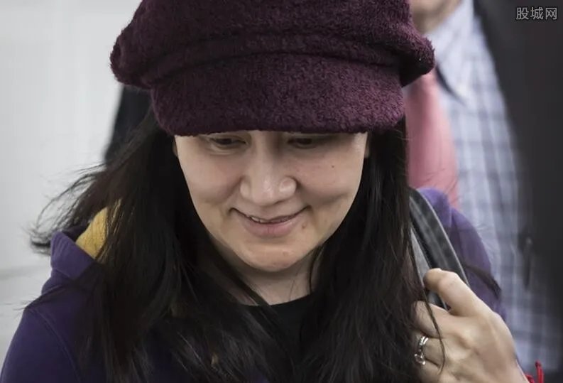 孟晚舟已入住酒店隔离 历尽千辛终于回到祖国怀抱