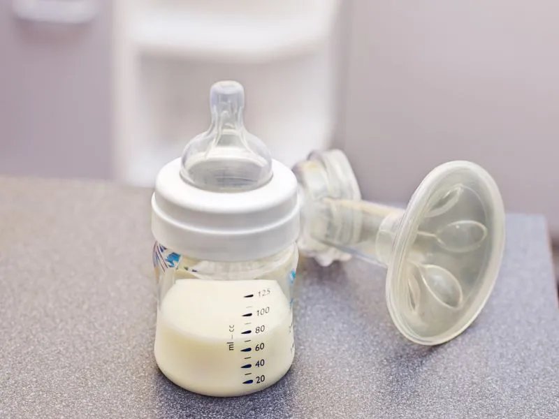 吸奶器什么时候用