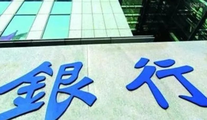 应聘成绩第一落选 2018年做什么工作最赚钱？