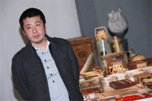 贾樟柯前妻朱炯资料什么时候离婚的 贾樟柯现任妻子是谁咋认识的