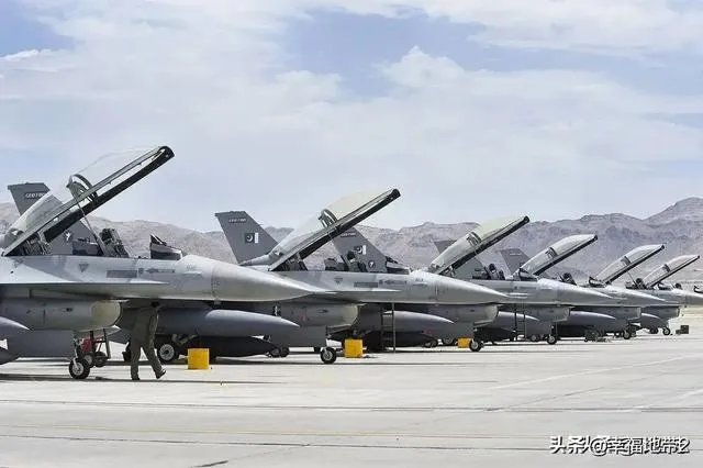 怎么看美国加f16战机坠毁，这是自5月起出现的第5起坠机事件？