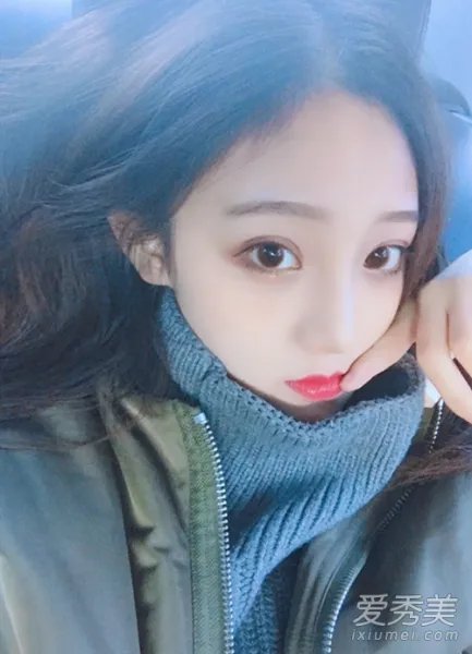 偶遇王思聪逛街/王思聪逛街又有新女友了吗