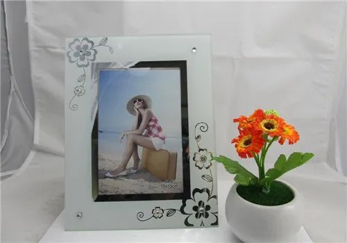 相框玻璃材质的好吗 相框都有哪些材质的