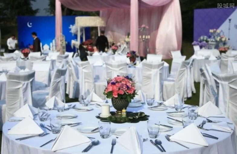 富豪嫁女陪嫁2.1亿 激发男人吃“软饭”的梦想