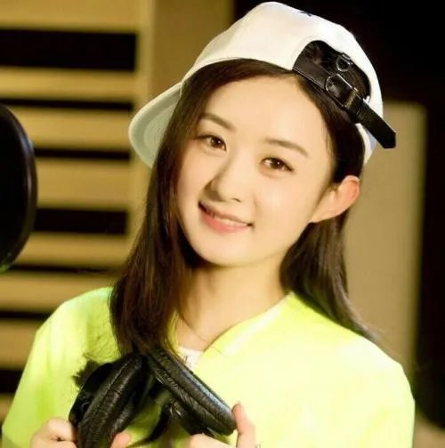 赵丽颖昆仑饭店1对5怎么回事 赵丽颖给王一博介绍前辈是真的吗