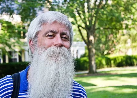 胡子像什么比喻句?