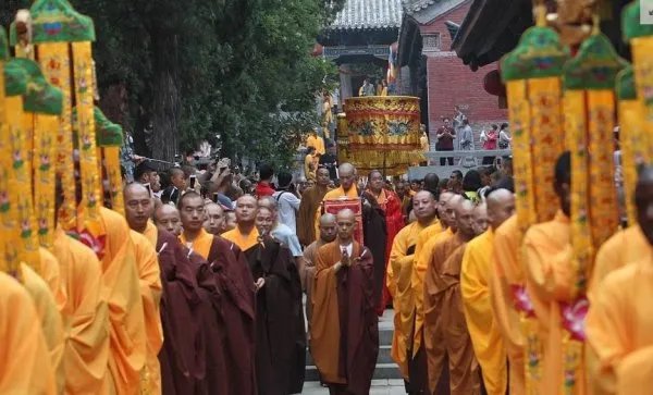 少林寺什么时候举办首届无遮大会?