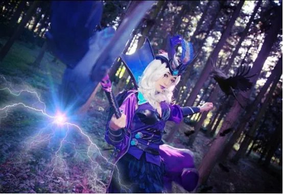 新版妖姬应该出什么装备？