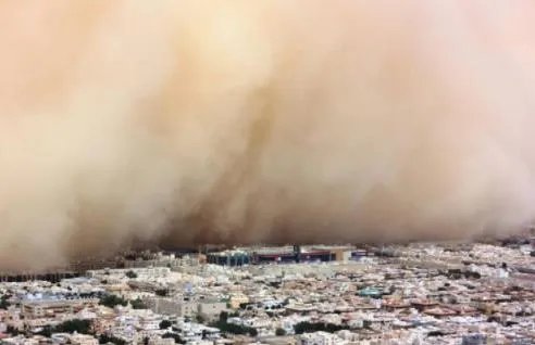 沙尘暴侵袭悉尼：沙尘暴图片末日的景象（图）