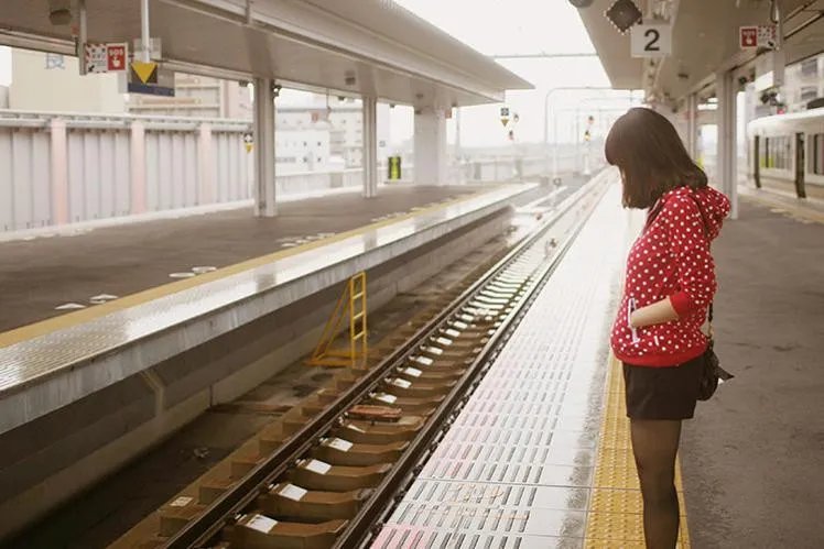 芒果TV与大闹火车站演员解约