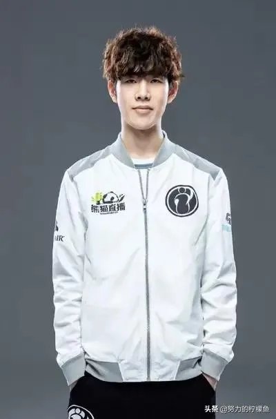 Theshy道歉上了热搜，想听听对IG和shy哥的客观看法，可以吗？