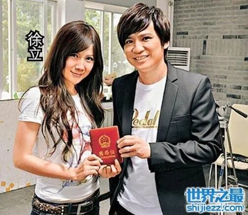 叶世荣冥婚现场图片,女友婚前两个月浴缸暴毙身亡