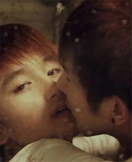 李佳文麦洛洛生活照曝光 他们的背景强悍吗