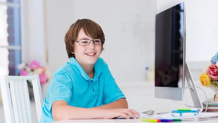 高度近视眼怎么办才好 高度近视的护理方法