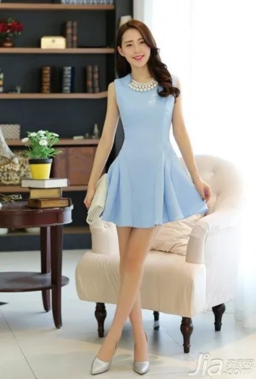 浅蓝色搭配什么颜色好看 色彩搭配知识