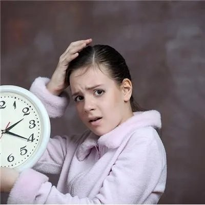 功能性鼻内窥镜手术后鼻骨突出怎么办