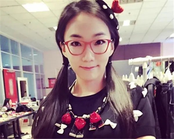 马薇薇为什么那么有钱 马薇薇老公是谁前夫罗小熊出轨了是渣男吗