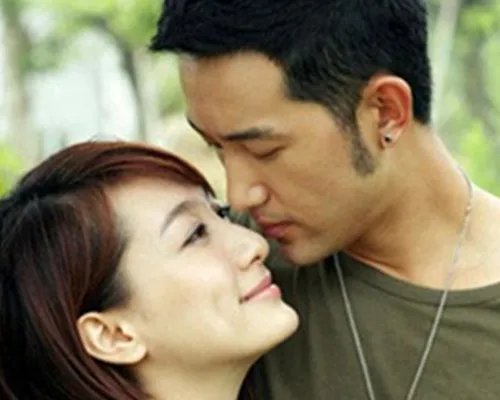 演员董维嘉吻戏曝光 戏里戏外都是善解人意的好女孩