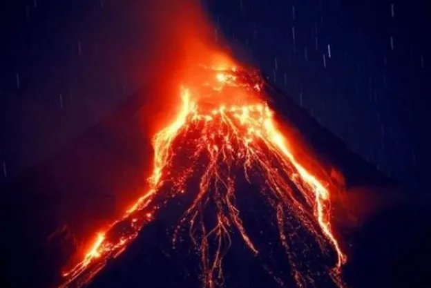 世界十大灾难 宛如世界末日，第一经济损失达两千亿美元