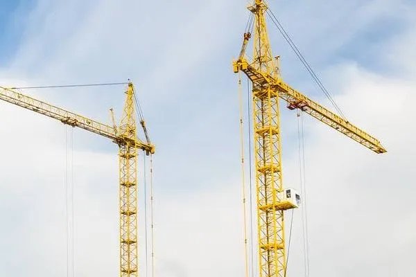 深圳部分大行收紧了房抵贷，你觉得这是什么的信号？