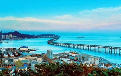 东北地区人口占比下降，这些人大多都移到了别的城市吗？