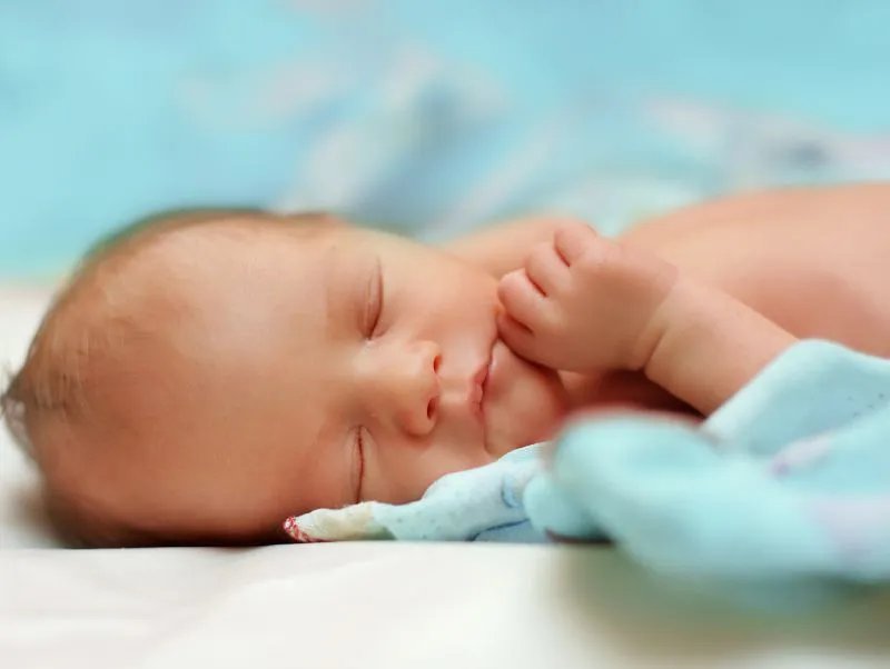 刚出生婴儿拉稀的原因有哪些