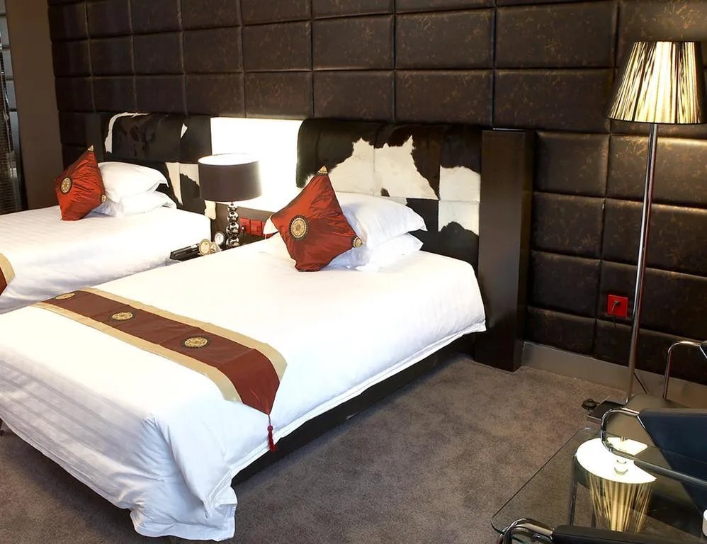 有酒店浴室挂钩暗藏摄像头,住酒店如何排查有无暗藏摄像头?