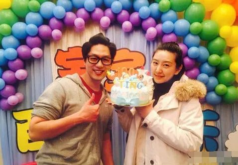 凌潇肃办百日宴引围观 和姚晨离婚真相遭扒