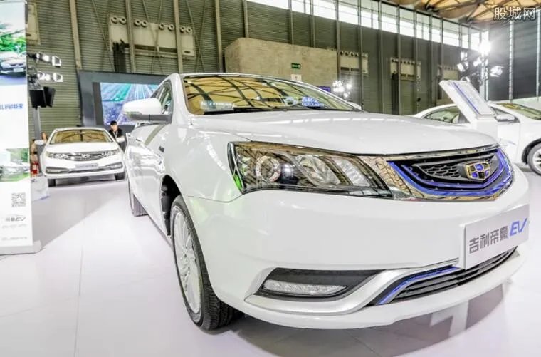 吉利购Smart股权 从戴姆勒手中收购50%股权