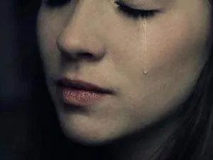 男人也悲伤的汉语歌词