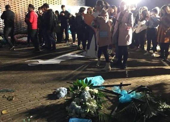 刘昊然工作室是如何回应生日会冲突的？