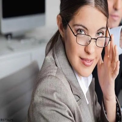 眼睛近视做激光手术需要多少钱