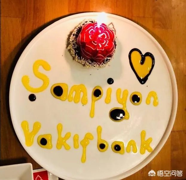 33分逆转获胜,朱婷赛后更博:餐厅老板给了一个surprise。你怎么看?