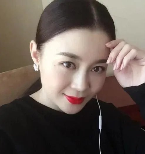 演员王小宝女儿