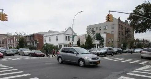 浙江台州一男子撞倒散步老人，撂下工作悉心照顾20多天，你怎么看？