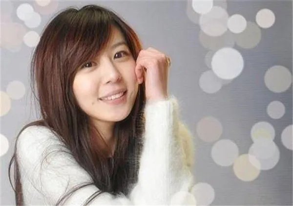 李金铭的胸有多大三围开扒结婚了吗 李金铭为什么不火怎么消失了