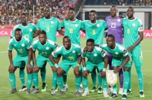 世界杯直播看不了怎么回事（选择的频道不对）