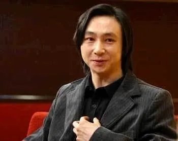 《一代枭雄》沙里宾扮演者是谁？