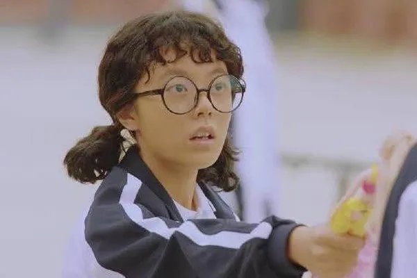 赵今麦八卦 00后童星演技领跑时尚资源却不忍直视