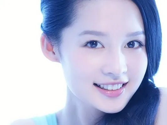 李沁的现任男朋友是谁 绯闻男友个个身价不凡