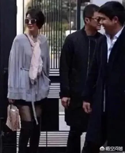 李亚鹏承认新恋情并称“女方不是身家超500亿企业家”,对此,你怎么看?