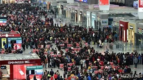 来不及了快上车！盘点春运期间全国十大最拥挤火车站