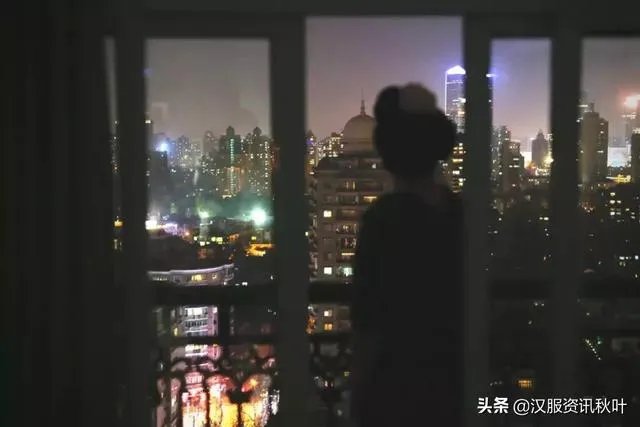 敖珞珈：“吃汤圆的唐朝仕女”