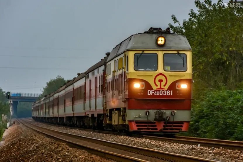 新卧铺动车组上线 动车卧铺票价需要多少钱