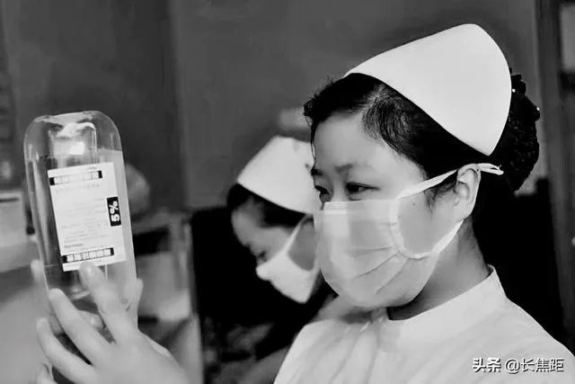 什么是单色照片作品?