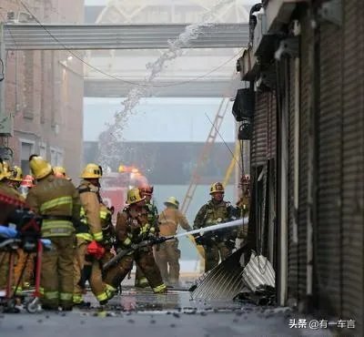 美国洛杉矶市中心突发爆炸起火，我却感到很高兴，这心理正常吗？