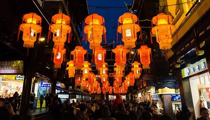 秀山花灯主要在什么期间表演 秀山花灯主要在什么时候演出