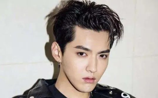 网曝青簪行换男主 吴亦凡换成李现真的假的