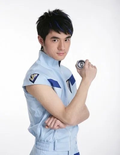 张逸凡陆梦馨什么关系   《火力少年王》上演悠悠球大战