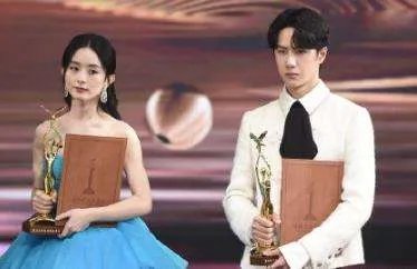 赵丽颖昆仑饭店1对5怎么回事 赵丽颖给王一博介绍前辈是真的吗